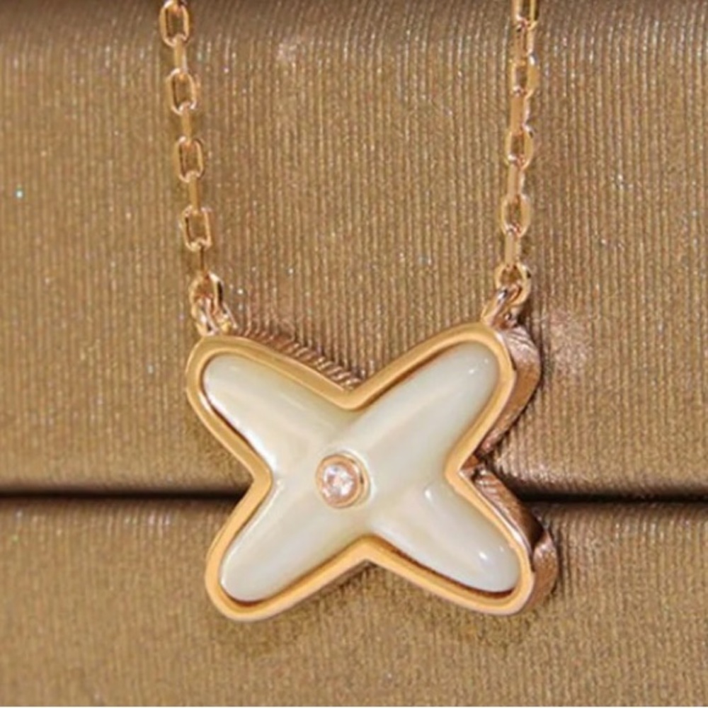 Solid 18k jeux de liens, mother of pearl, lab diamond 14”-16”necklace